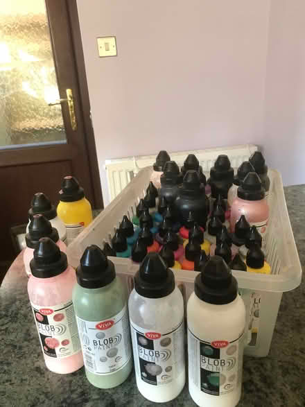 Photo of free Selection of Viva Blob Paint (Woodley RG6) #1