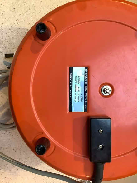 Photo of free Slow cooker (Binegar BA3) #3