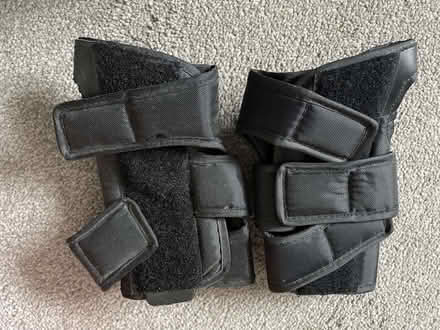 Photo of free Wrist splints (Cold Harbour OX1) #1