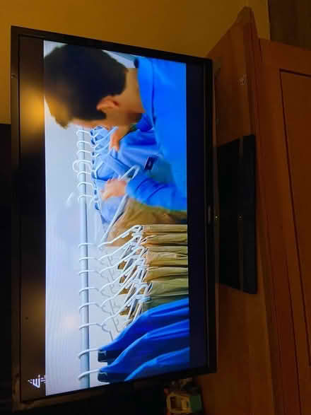 Photo of free Toshiba 32” tv (Northolt UB5) #1