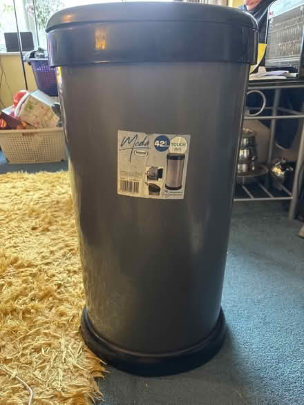 Photo of free Touch bin (West Ealing Off Argyle Rd W13) #1