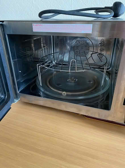 Photo of free microwave (Southside EH8) #4