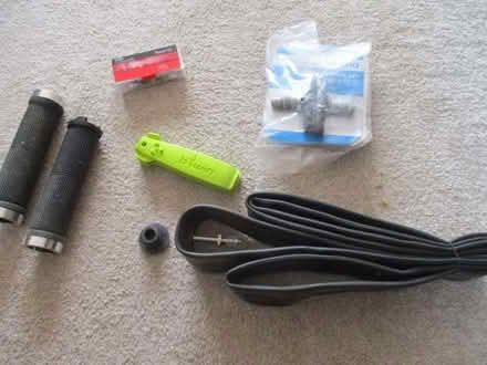 Photo of free Misc cycling bits (Innsworth GL3) #1