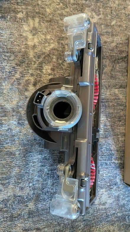 Photo of free Semi-functional Dyson brush head (Libertyville) #2
