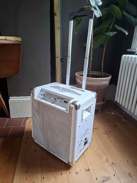 Photo of free Karaoke machine (Dyke Road area BN1) #1