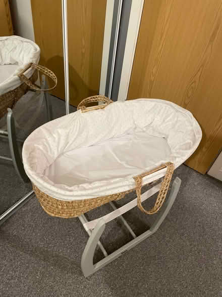 Photo of free Moses basket (Greenhithe) #2
