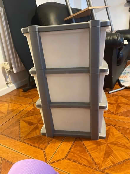 Photo of free plastic small storage unit (Bermondsey SE16) #2