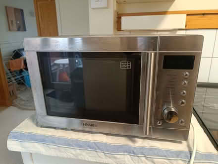 Photo of free Microwave Oven - not working (Botley OX2) #1