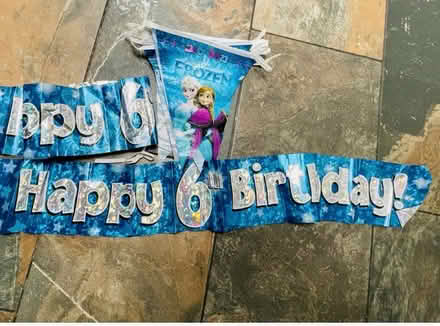 Photo of free 6th Birthday bundle banner Frozen (Mill Hill NW7) #1