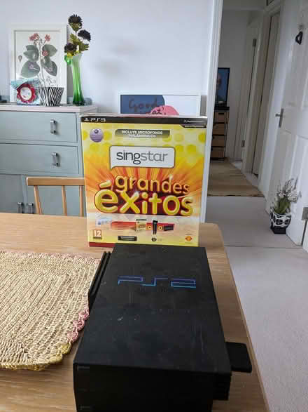 Photo of free PS2 and Singstar (New Malden) #1