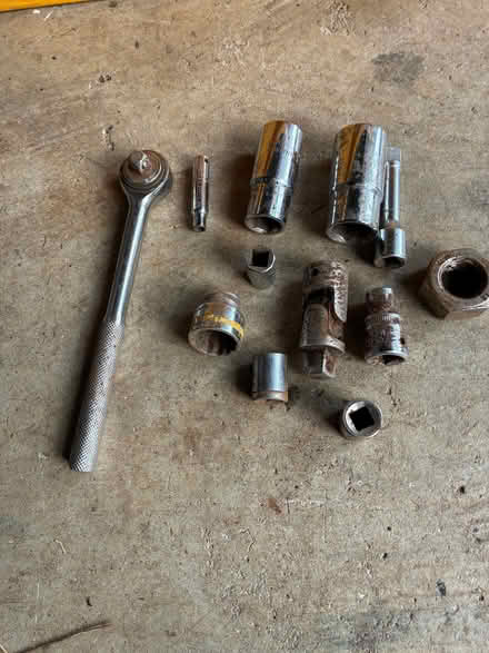 Photo of free Socket Set with mixed bits (Bussage GL6) #1