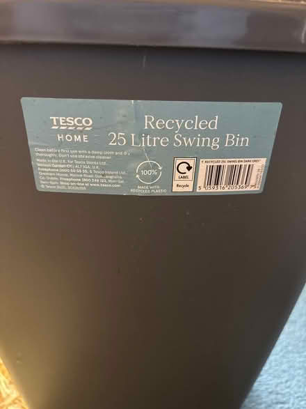 Photo of free Medium size swing bin (West Ealing Off Argyle Rd W13) #2