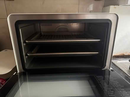 Photo of free Oven 20L (Central Watford WD17) #2