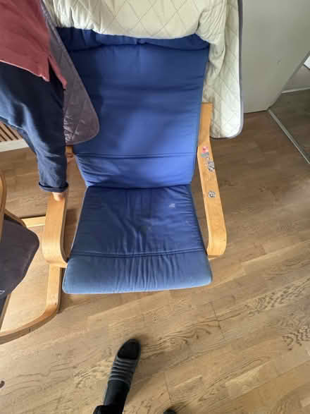 Photo of free 2 ikea pong chair & 2 office chairs (York way Camden NW1) #3
