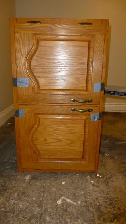 Photo of free solid oak cabinets (Ottawa west) #1