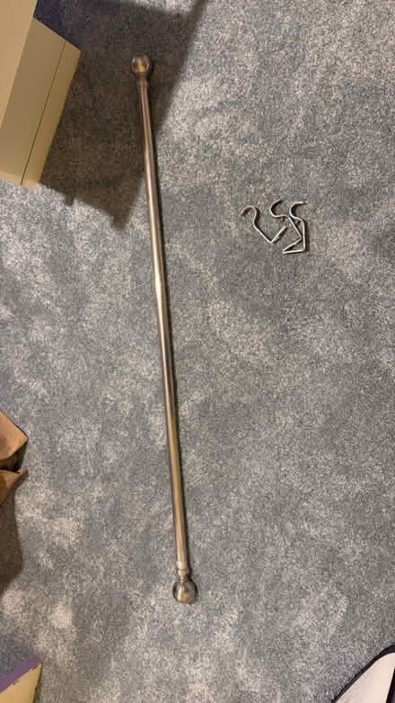 Photo of free Extendable curtain rail (Earlsfield SW18) #1