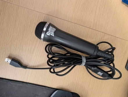 Photo of free Moukey Boom Arm & Guitar Hero Mic (W3 7DY) #4