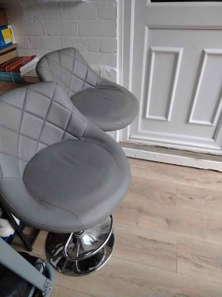 Photo of free Kitchen chairs (Ng5) #1