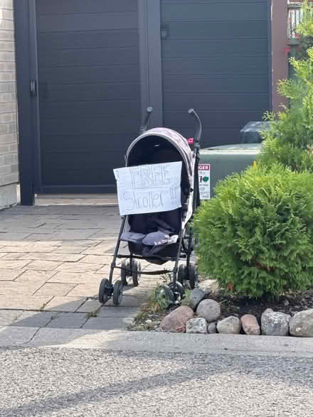 Photo of free Stroller (Markham) #1