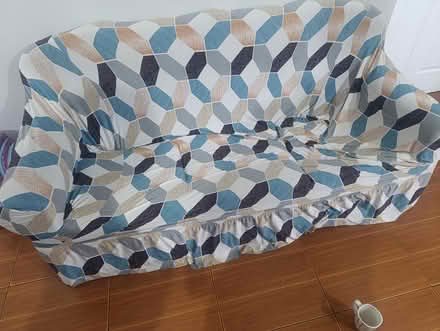 Photo of free 2 sofa (Caroni la paille) #2