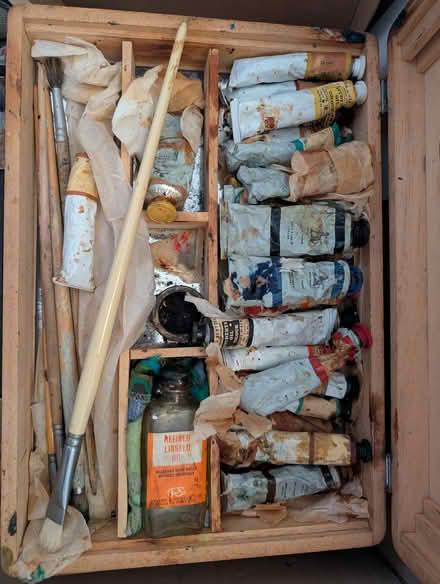 Photo of free Artist's paints and brushes (Boldmere B73) #3