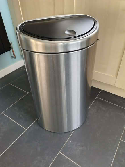 Photo of free Brabantia kitchen waste bin (Caton LA2) #1