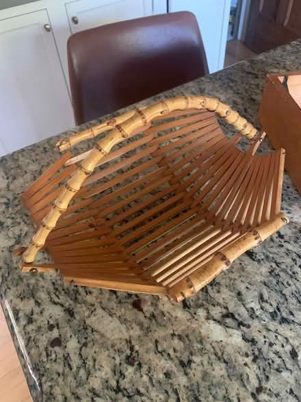 Photo of free small fruit basket (rogers park) #1