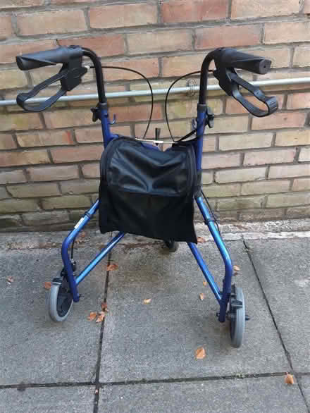 Photo of free CareCo 3-wheeled, braked walking aid, with carry-pouch (Purley CR8) #2