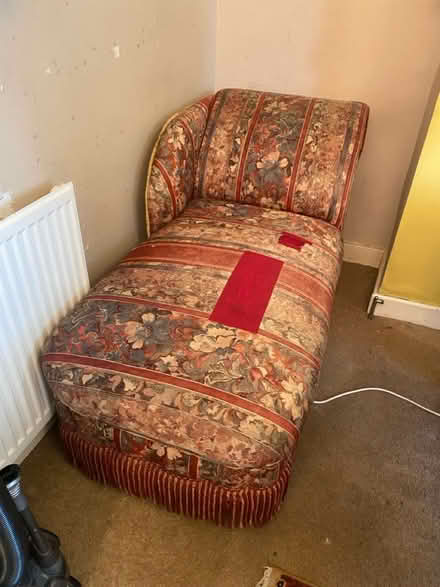 Photo of free Chaise longe (Greenhill S8) #1