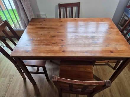 Photo of free Dinning set (SW16) #1
