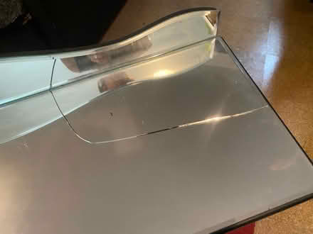 Photo of free Mirrored dressing table with drawer (Deptford/Greenwich SE8) #2