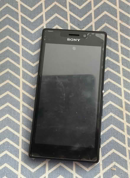 Photo of free Sony Xperia Phone (Peasholm YO12) #1
