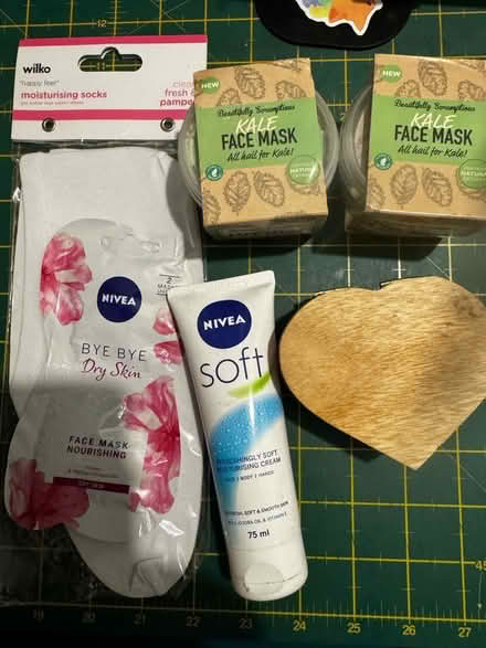 Photo of free Toiletry stuff (Aspley NG8) #1