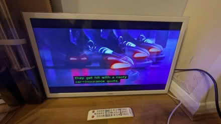 Photo of free Samsung smart TV 32" (Toxteth L8) #2