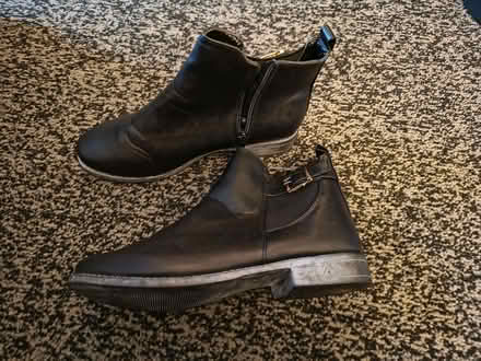 Photo of free ladies size7 boots and leather bag (Herdings S14) #1