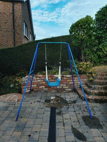 Photo of free Child's swing (Braniel BT5) #1