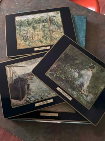 Photo of free place mats (Hailsham BN27) #2