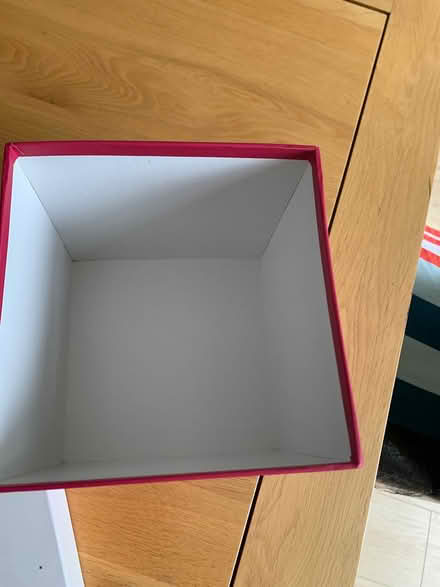 Photo of free Christmas gift box (London N21) #3