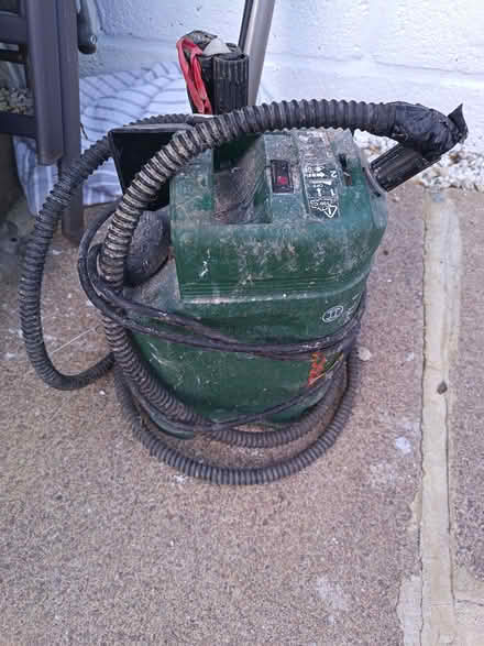 Photo of free Wall paper remover (Temple Cowley OX4) #1