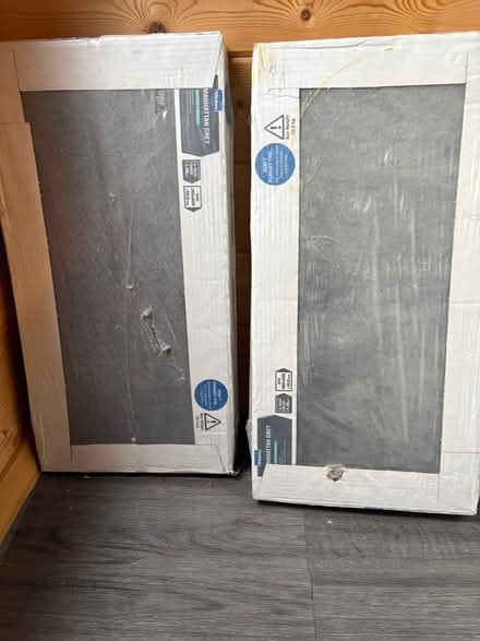 Photo of free kitchen floor tiles (Burnham SL1) #3