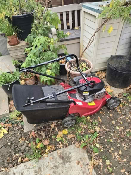 Photo of free Petrol Lawnmower Non Start (Sandy SG19) #1