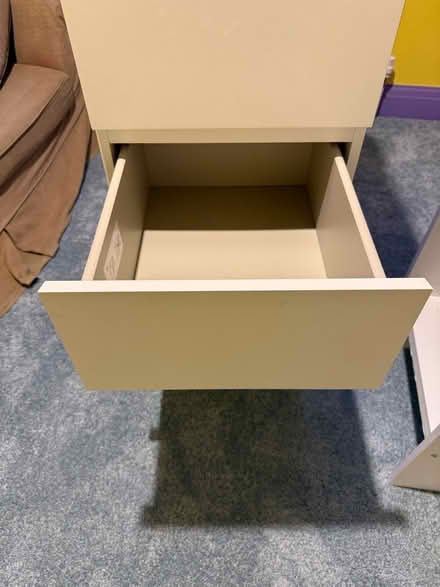 Photo of free ikea drawers (Earlsfield SW18) #2