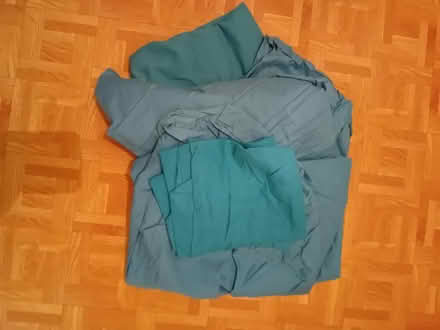 Photo of free Blue bedding set (Rose Hill OX4) #1