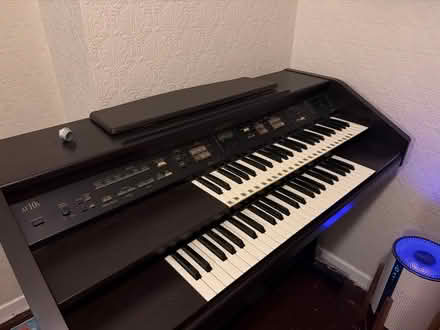 Photo of free Roland keyboard synthesiser electric in fully working order (Quinton B32) #1