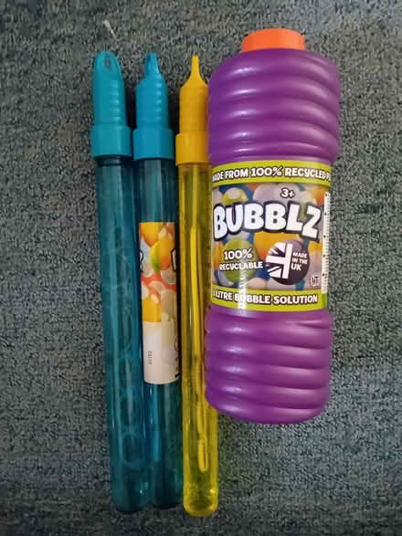 Photo of free Bubble wands and bubble mix (Eastbourne BN21) #1