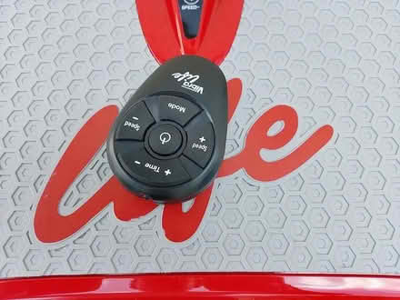 Photo of free vibration plate (Moor Allerton LS17) #1