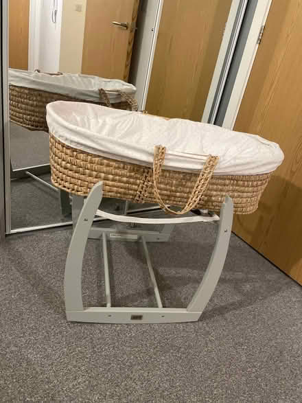 Photo of free Moses basket (Greenhithe) #1