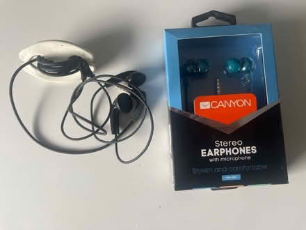 Photo of free Sennheiser Wired Earphones (Crouch End N8) #1