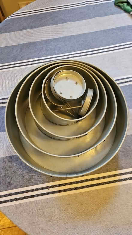 Photo of free Set of 4 "Topsy Turvy" cake tins (Mill Road CB1) #1