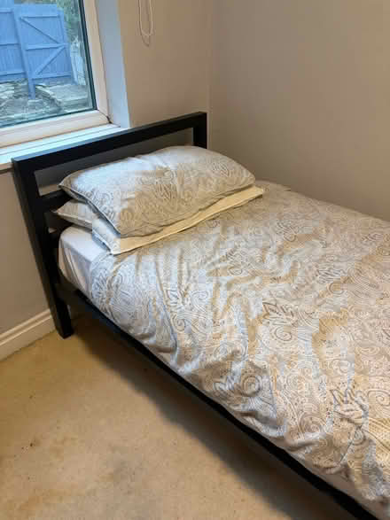 Photo of free Single bed (Bradford BD9) #1
